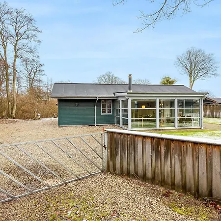 別荘 4 Bedroom Stunning In *