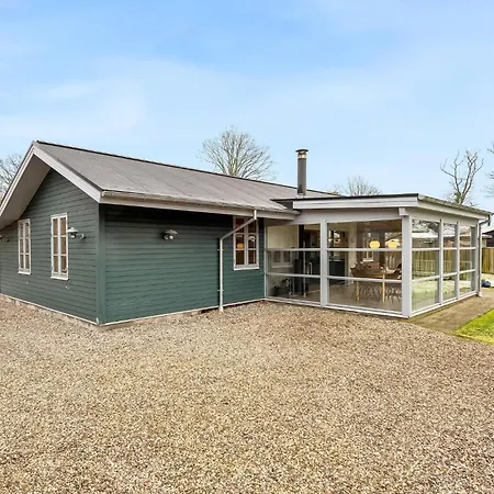 4 Bedroom Stunning In 別荘 ハザスレウ