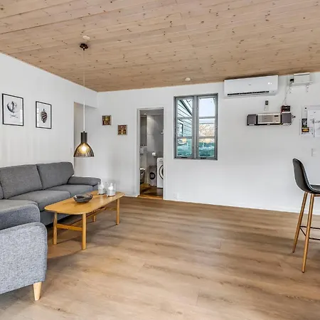 4 Bedroom Stunning In ハザスレウ